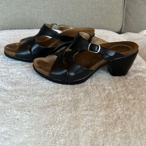 Black Dansko sandals size 38